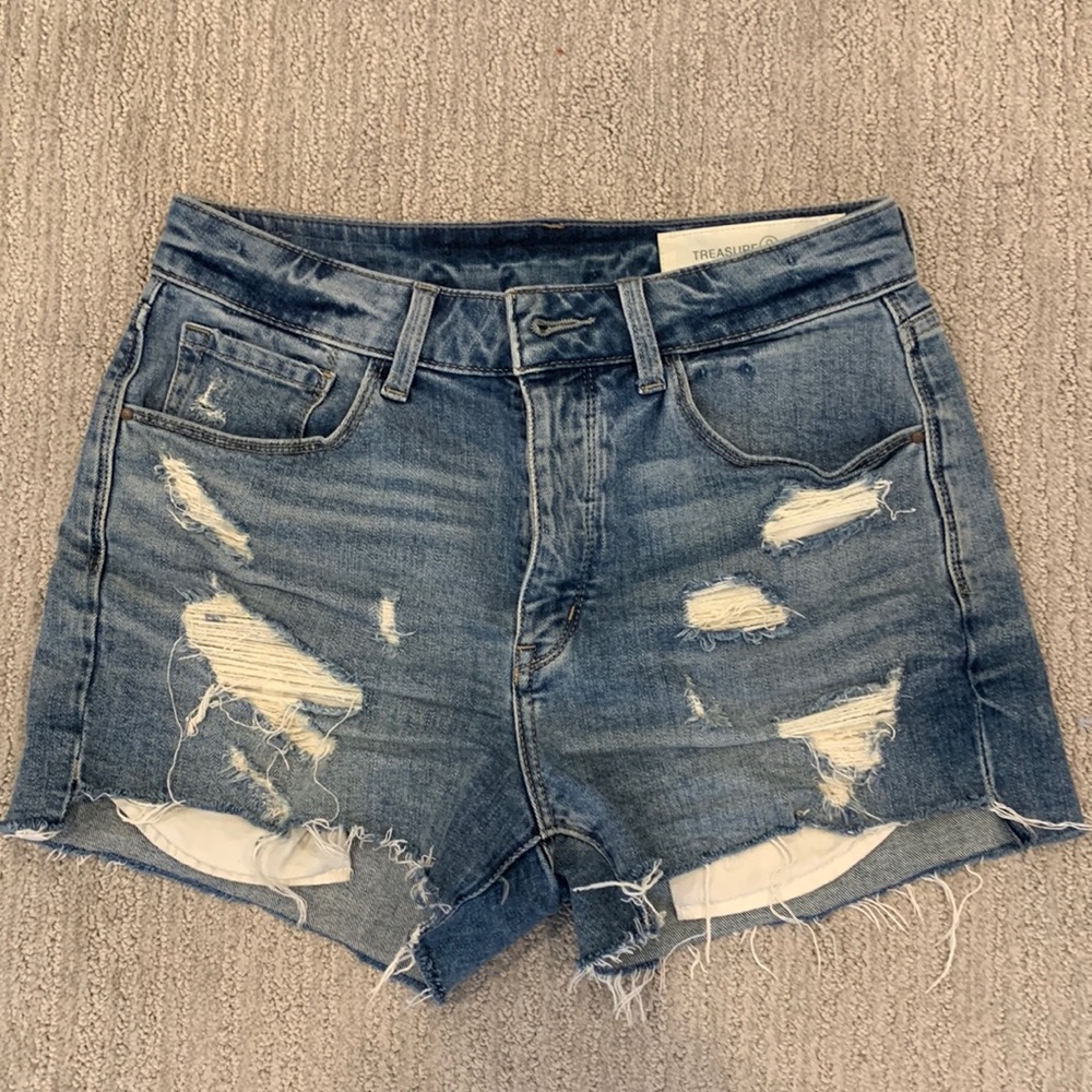 Treasure & Bond High waist boyfriend cutoff denim shorts